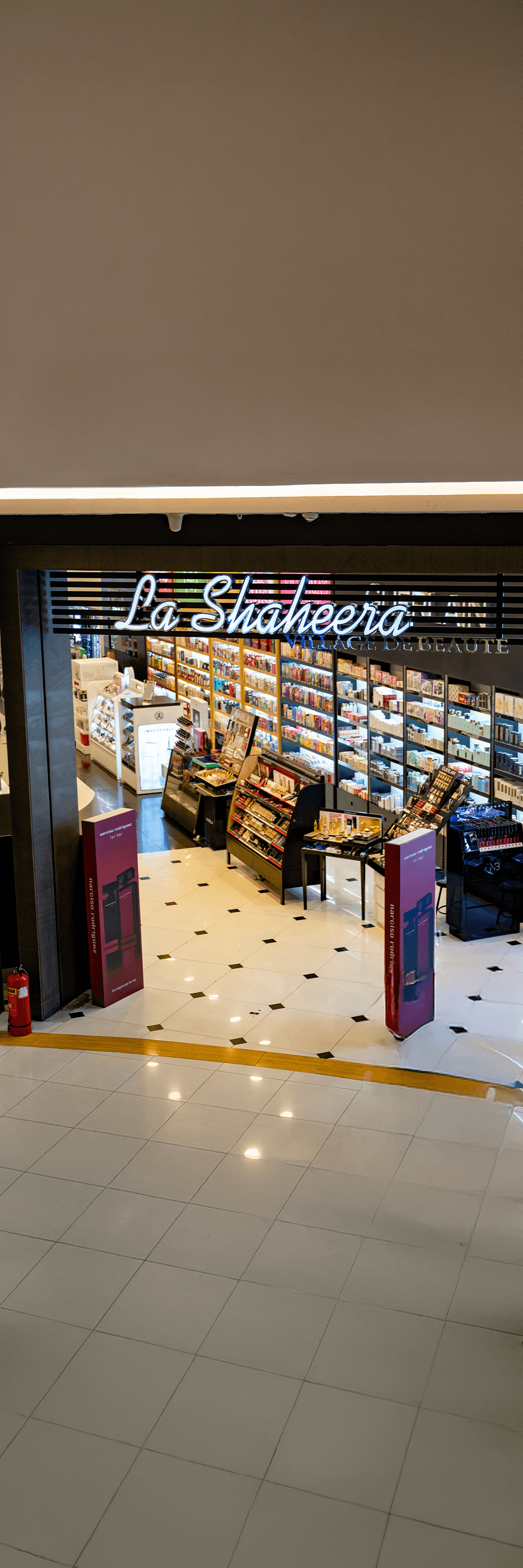Al Shaheera store